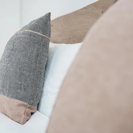 Apartamento Stylish Retreat In With Parking Porto