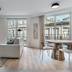 Stylish Retreat In With Parking Daire Porto