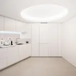 Stylish Retreat In With Parking *