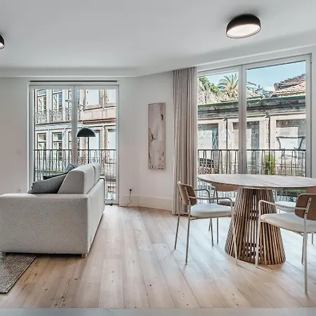 Stylish Retreat In With Parking Апартаменты Порту