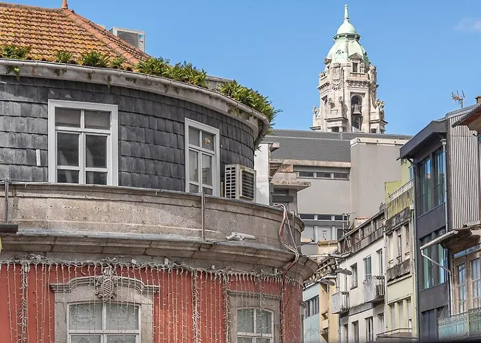 Stylish Retreat In With Parking *