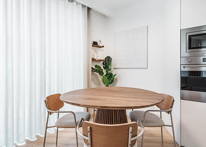 Apartman Stylish Retreat In With Parking *