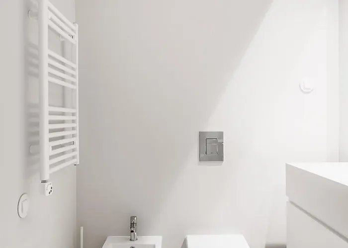 Stylish Retreat In With Parking Apartmán