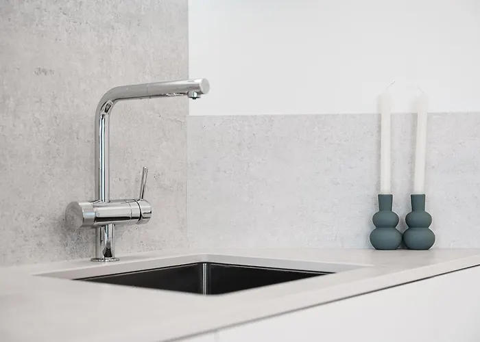 Stylish Retreat In With Parking Porto