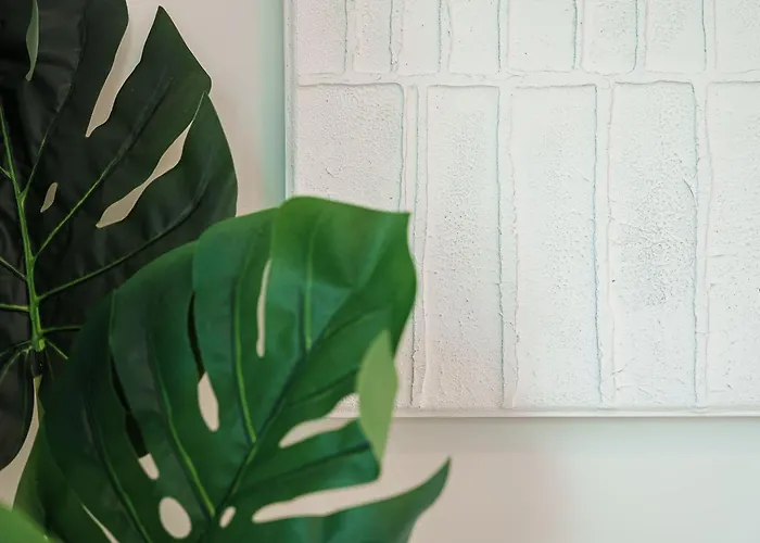 Lejlighed Stylish Retreat In With Parking *